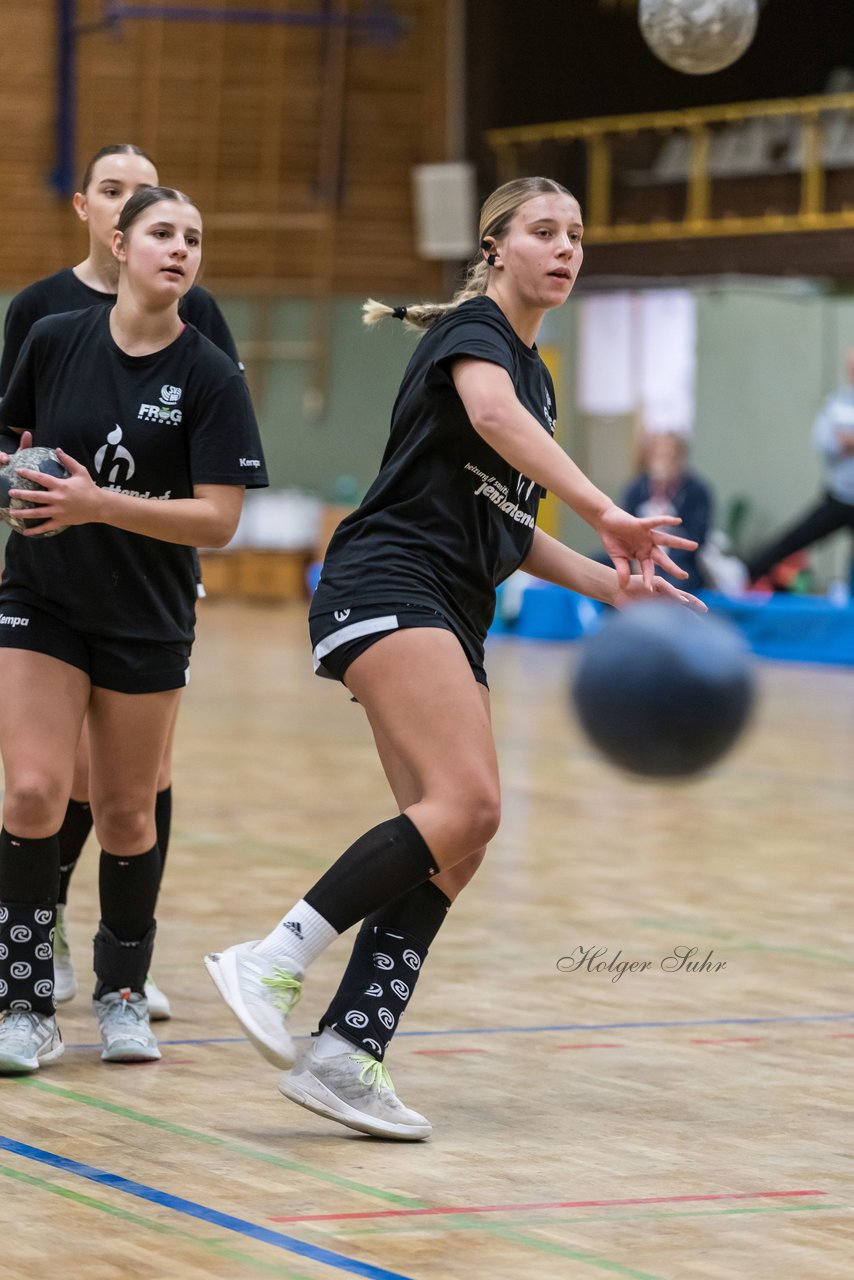 Bild 141 - wBJ SV Henstedt Ulzburg - TuRa Meldorf : Ergebnis: 22:38